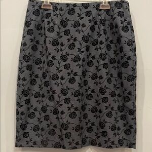 Floral Black and Gray Skirt vintage stylish medium made in the USA